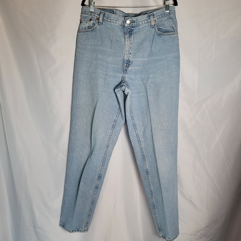 VTG Levi's Women's 550 Relaxed Fit Tapered Leg High Waist Light Wash Jeans 16